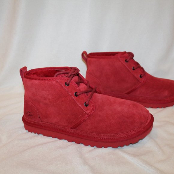 NIB UGG MEN\'S NEUMEL CHUKKA SUEDE SHEARLING LINED LACE UP ANKLE‎ BOOTS RED